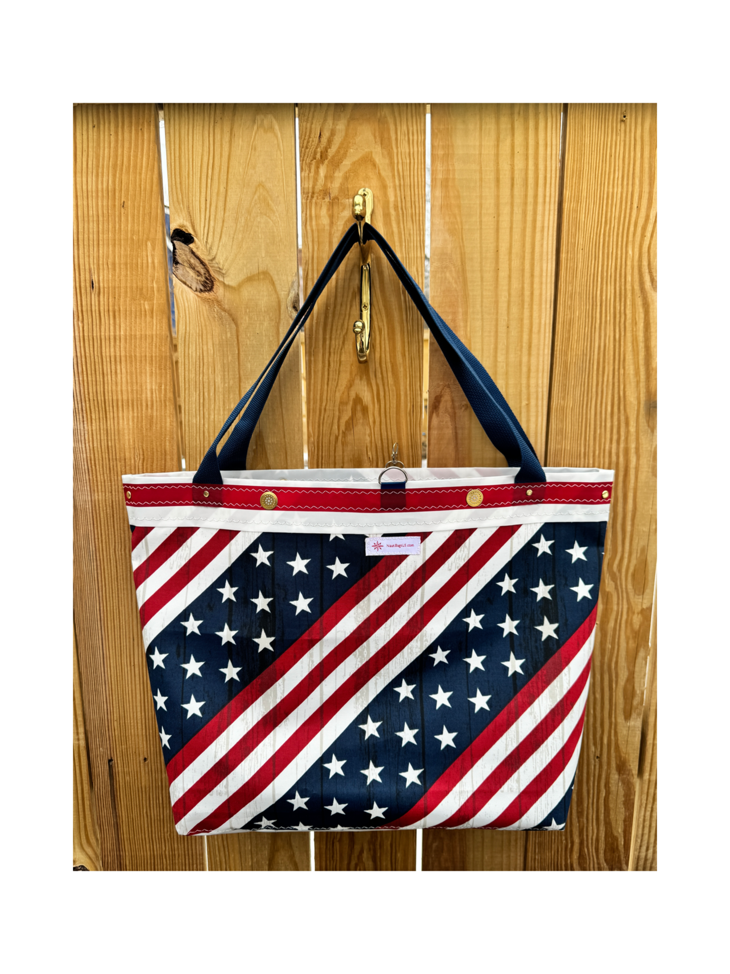 The Classic Tote for Beach and Boat (Stars and Stripes)
