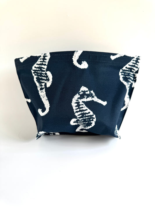 Itty Bitty Ditty Seahorsey