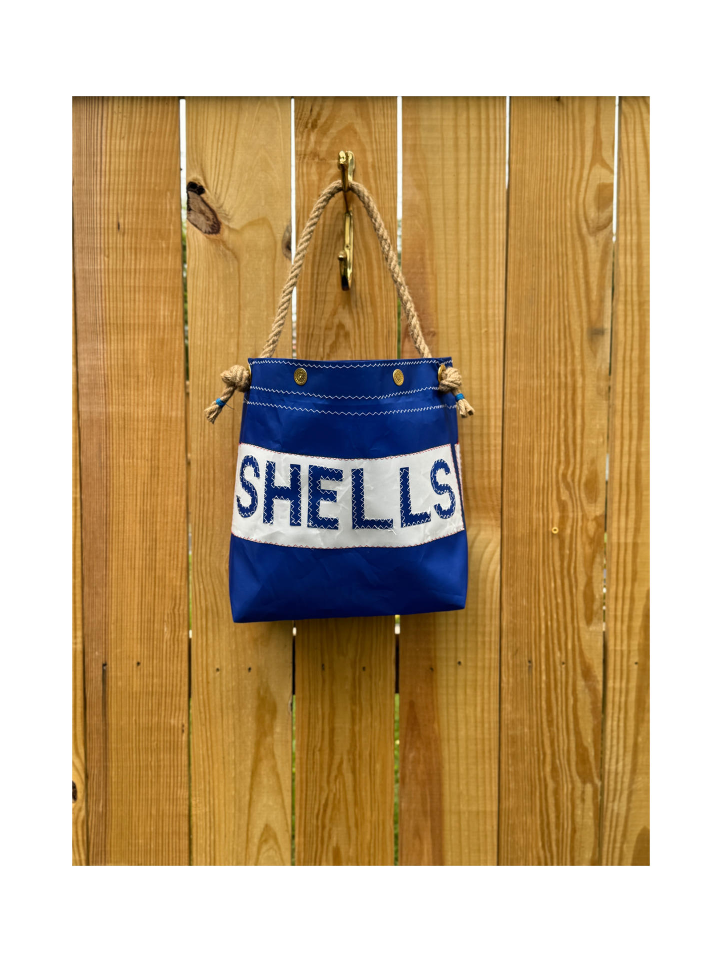Shell’s Sailcloth Bucket