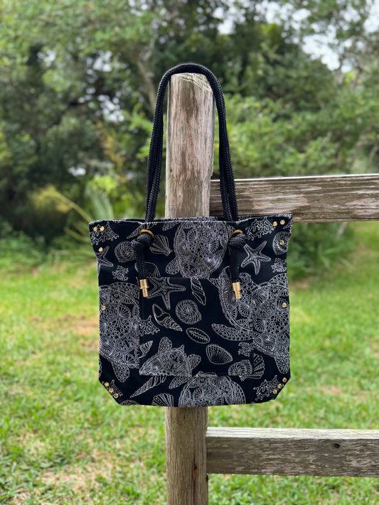 The Tippy Tote Midnight At The Oasis