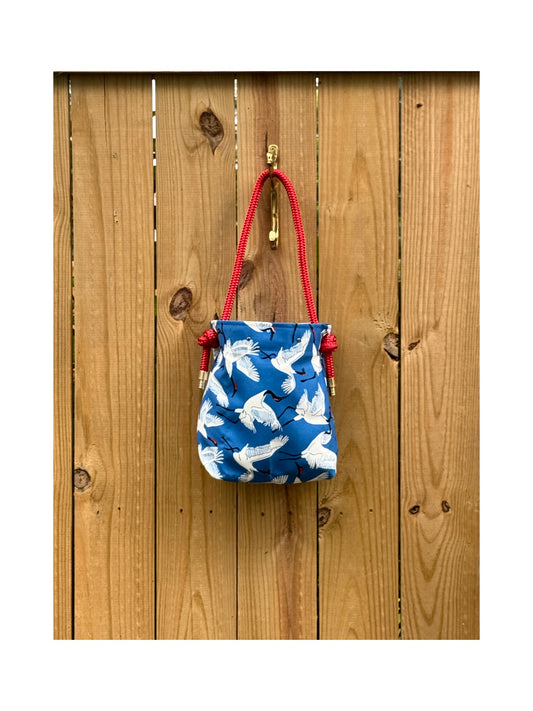 The Shrimpy Bag in Dancing Cranes (Blue)