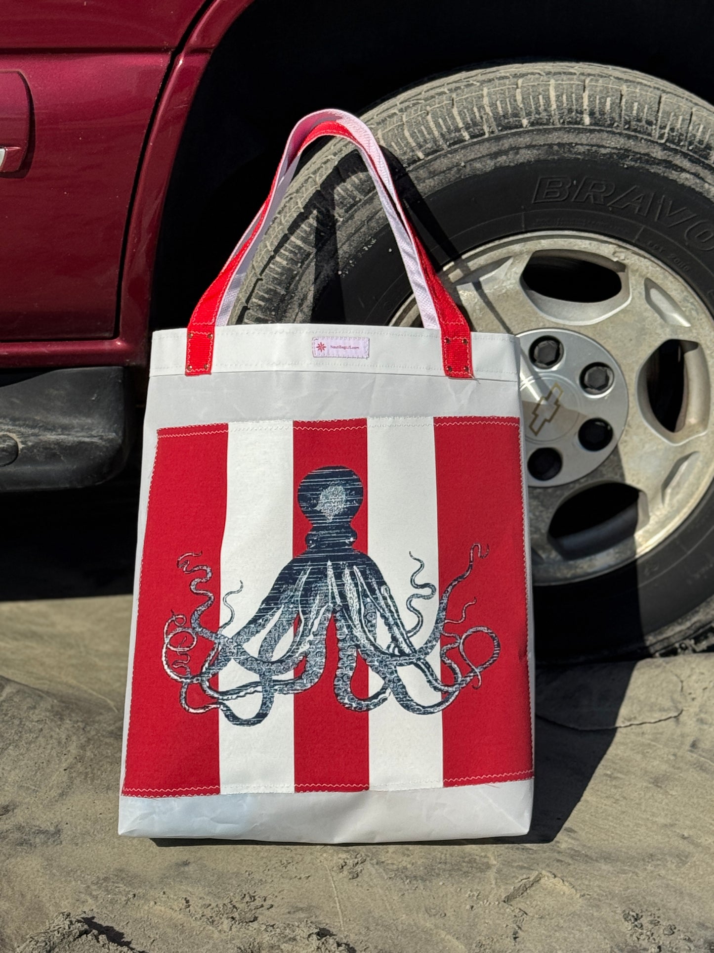 Carryall - American Cephalopod