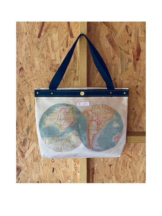 The Classic Tote (Vintage Maps)