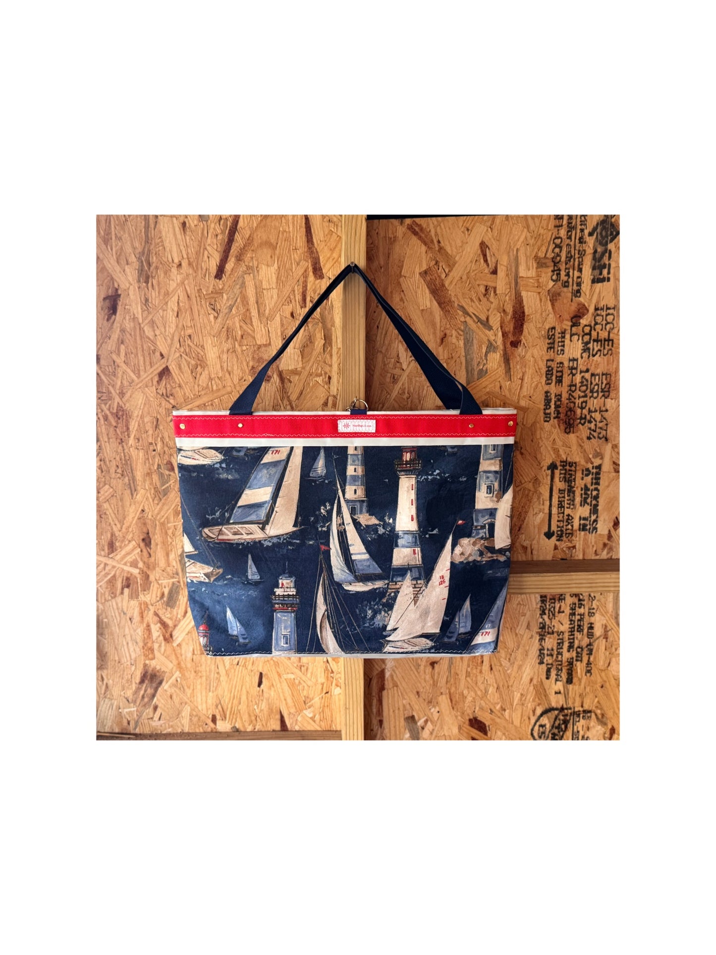 The Classic Tote (Sail Away)