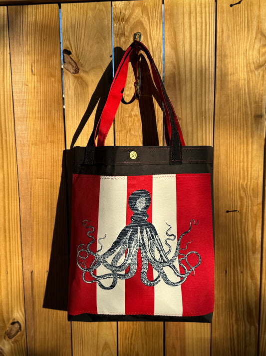 The Americana Carryall in Black