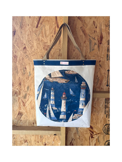 Carryall - Porthole Variety (Sailboats)