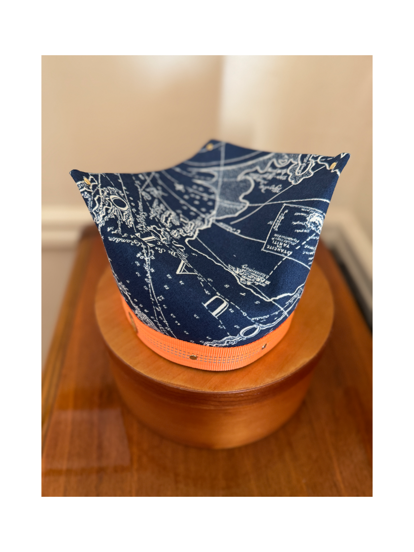 The Skipper Scarf in South Seas (Adult)