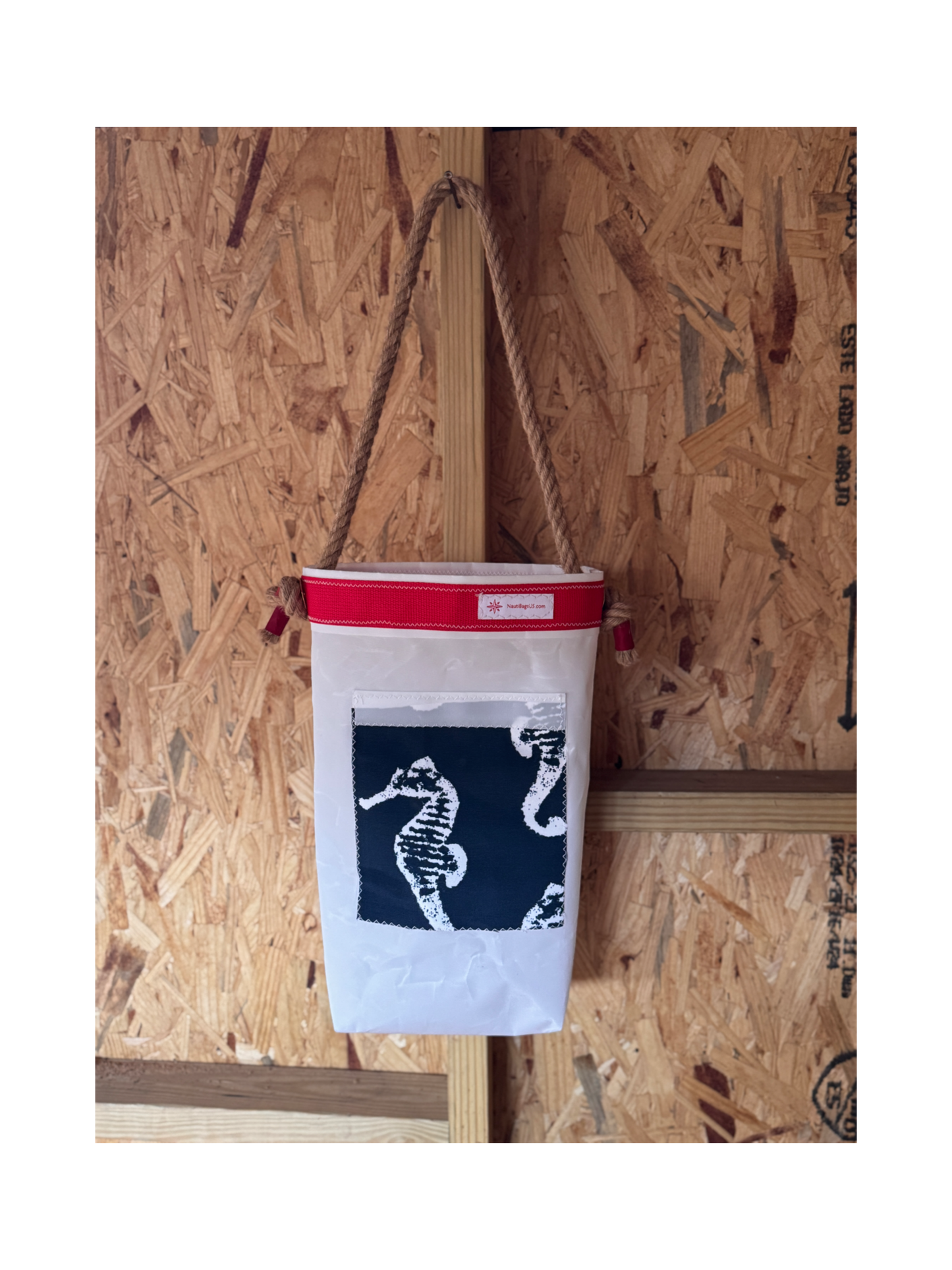 The Buoy Bucket - Seahorse