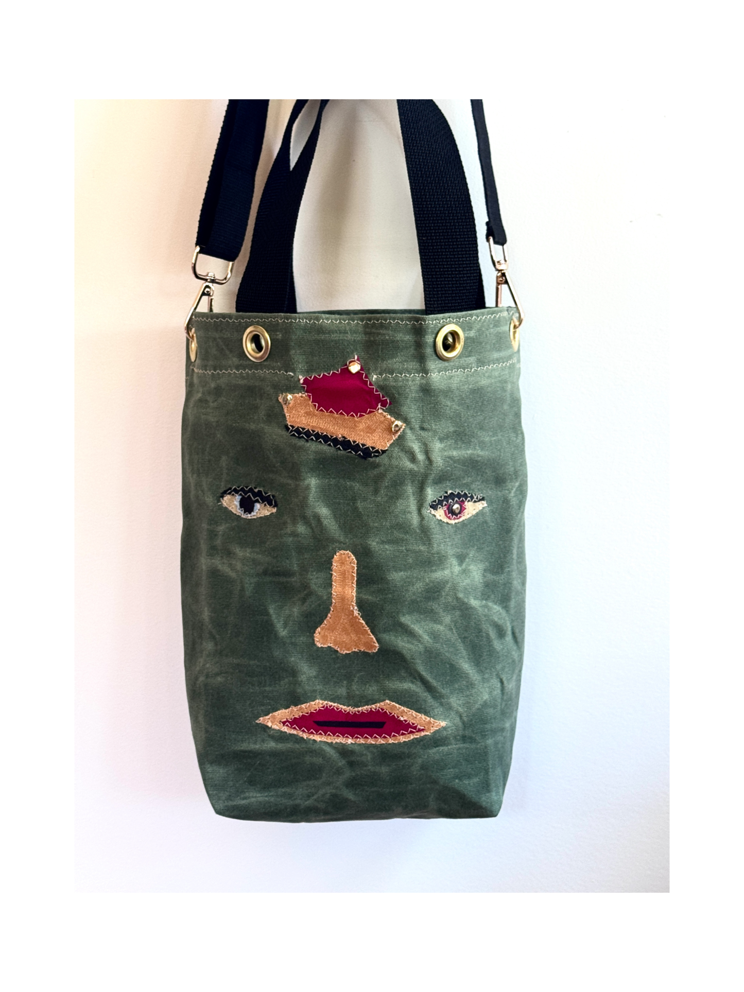 SKIPPER-ELLI Face Bag on Olive Green Waxed Cotton