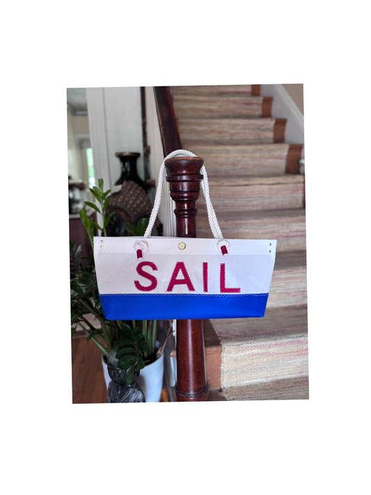 SAIL Petite Shoulder Bag