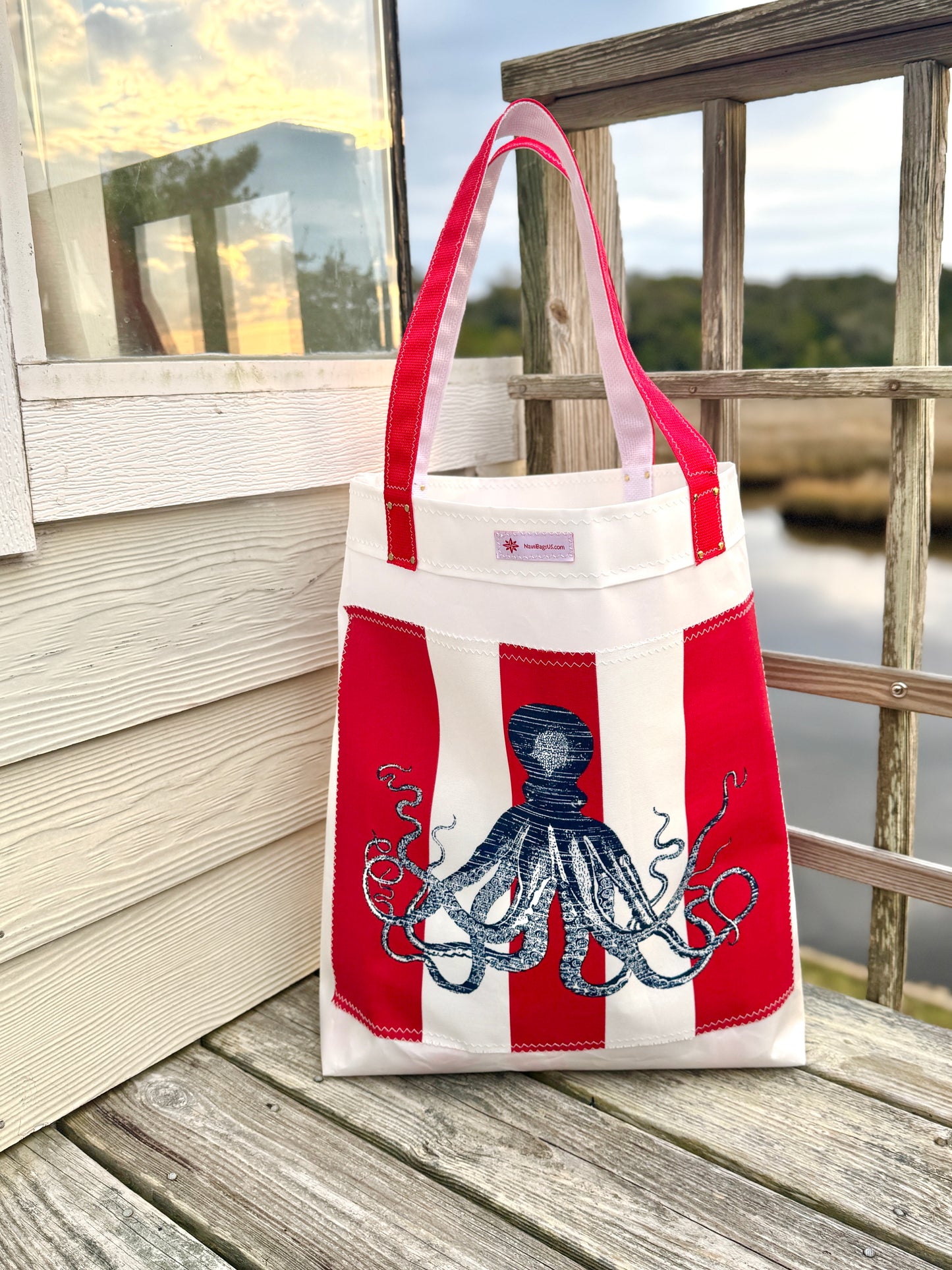 The Americana Carryall