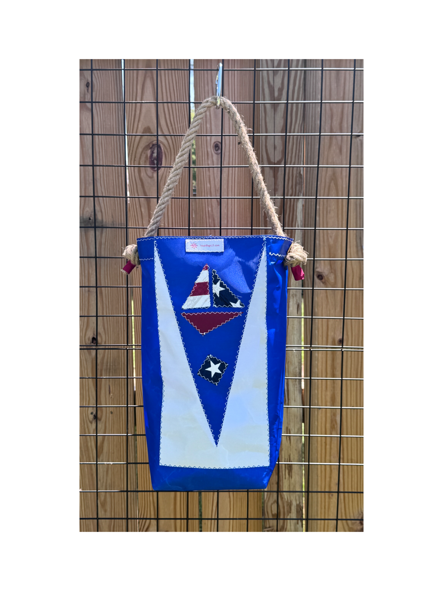 The Buoy Bucket - Pennant Flag