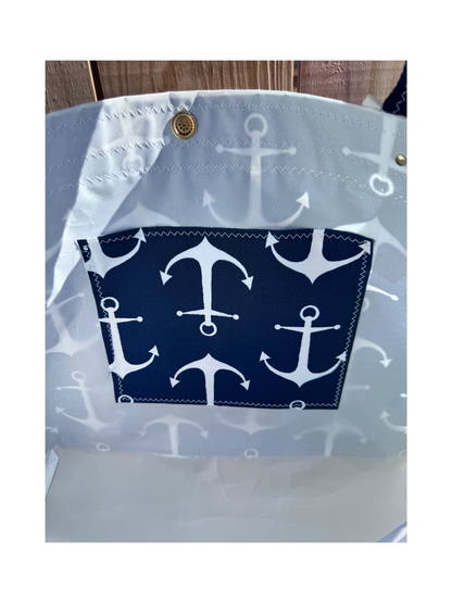 The Classic Tote (Anchors Away)
