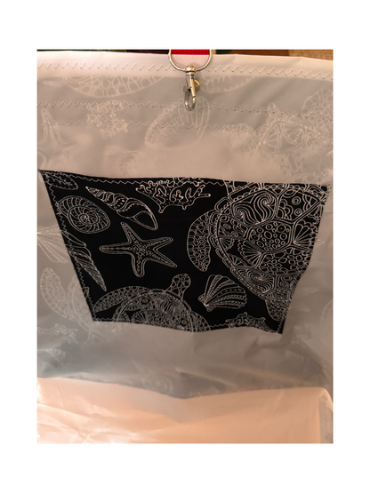 The Classic Tote  (Turtle Life)